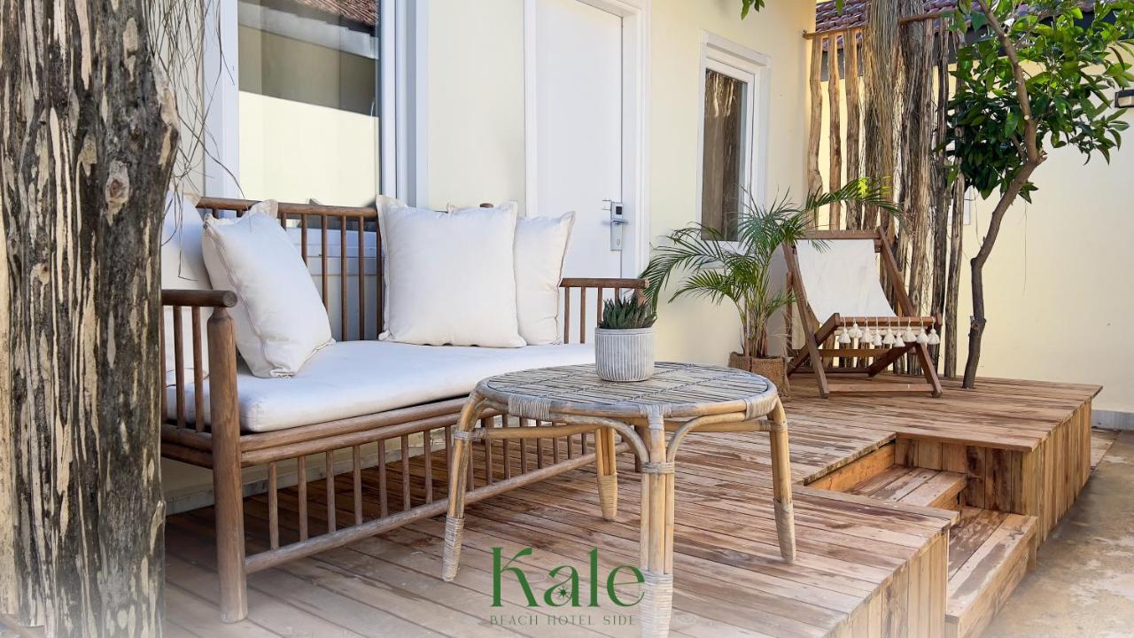 Kalia Beach Hotel Side Exterior photo