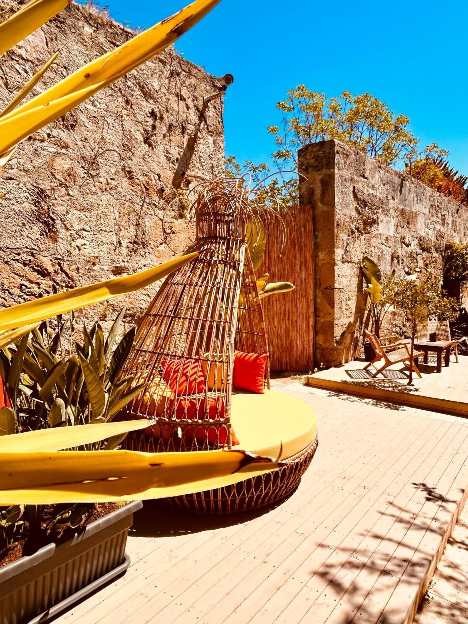 Kalia Beach Hotel Side Exterior photo